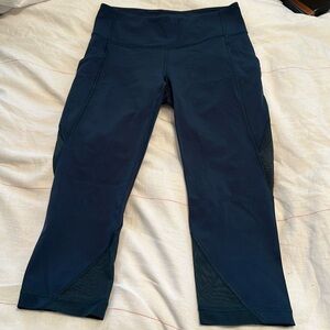 Lululemon Women’s capris